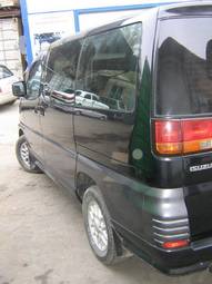 1999 Nissan Elgrand Wallpapers