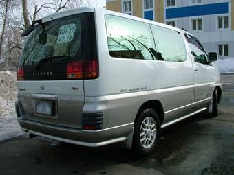 1999 Nissan Elgrand Pictures