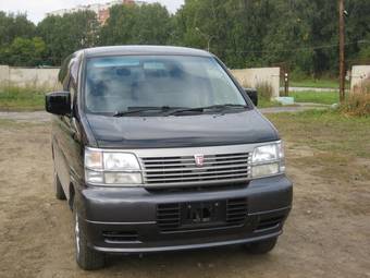 1999 Nissan Elgrand Photos