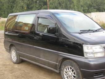 1999 Nissan Elgrand Pictures