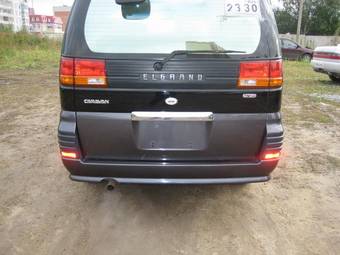 1999 Nissan Elgrand Photos