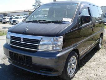 1999 Nissan Elgrand Pictures