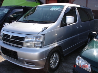 2000 Nissan Elgrand