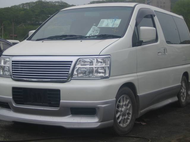 2000 Nissan Elgrand