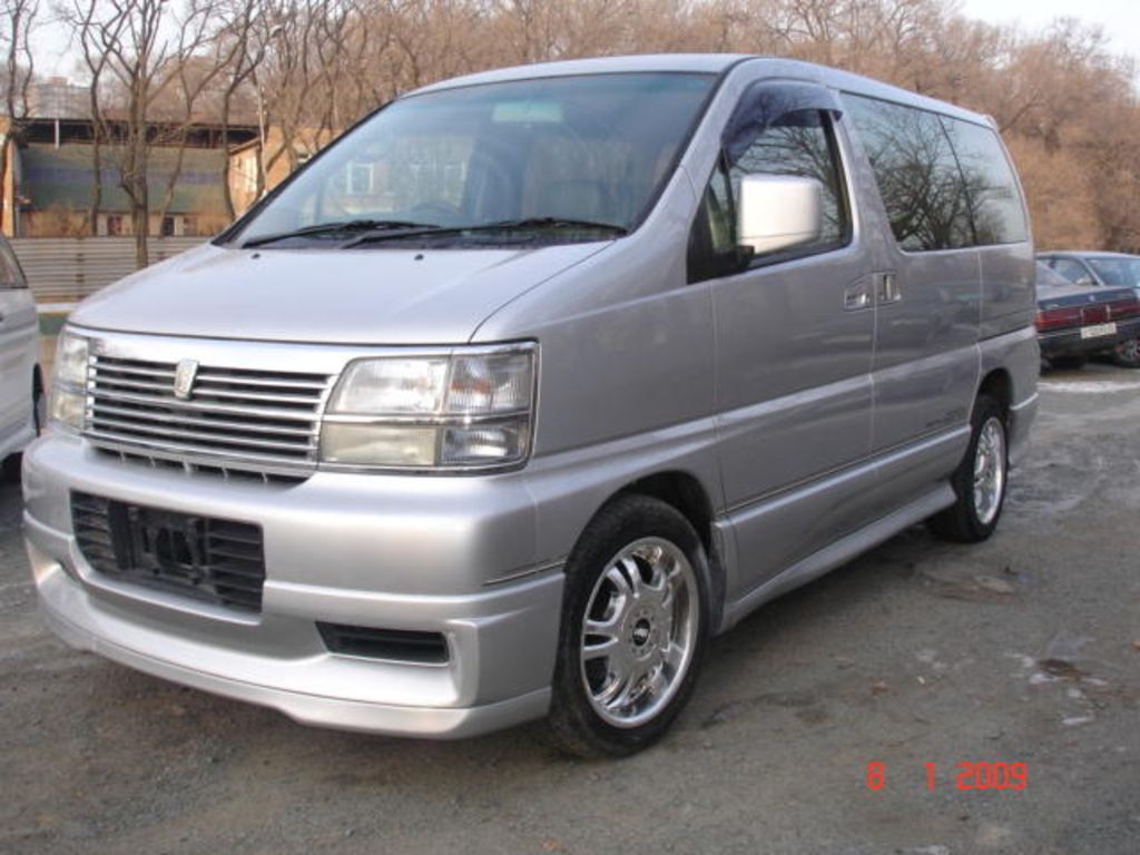 2000 Nissan Elgrand