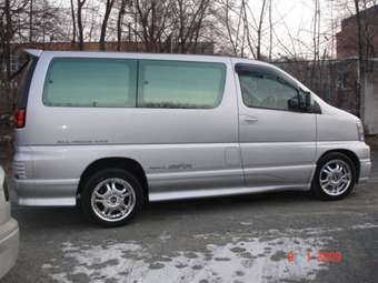 Nissan Elgrand