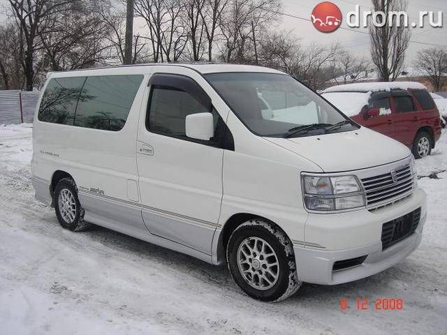 2000 Nissan Elgrand