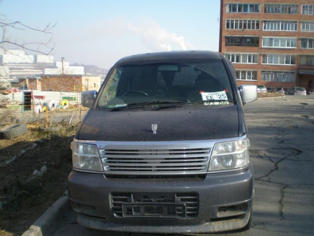 2000 Nissan Elgrand