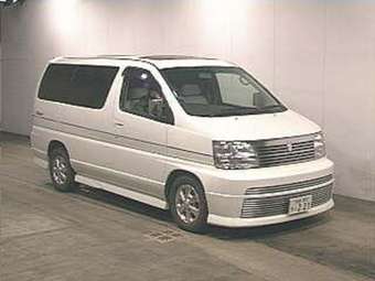 2000 Nissan Elgrand Pictures