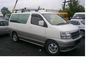 2000 Nissan Elgrand Pictures