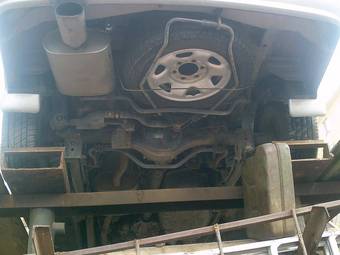 2000 Nissan Elgrand Pics