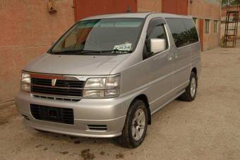 2000 Nissan Elgrand For Sale