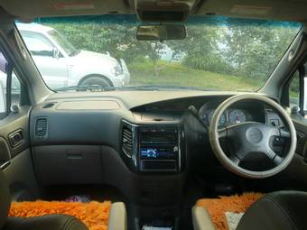 2000 Nissan Elgrand For Sale