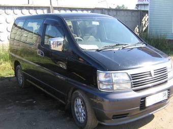 2000 Nissan Elgrand For Sale