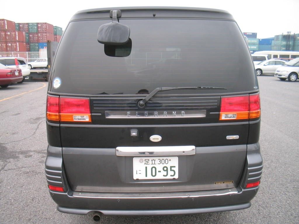 2001 Nissan Elgrand