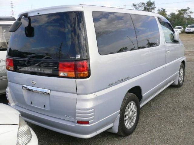 2001 Nissan Elgrand