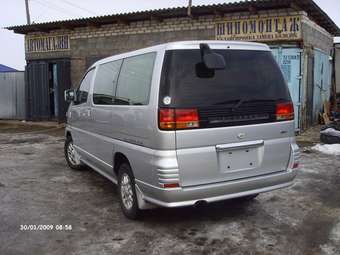 Nissan Elgrand