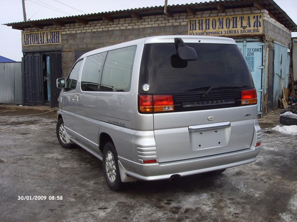 2001 Nissan Elgrand