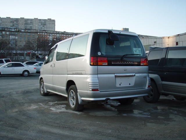 2001 Nissan Elgrand