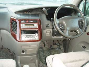 2001 Elgrand