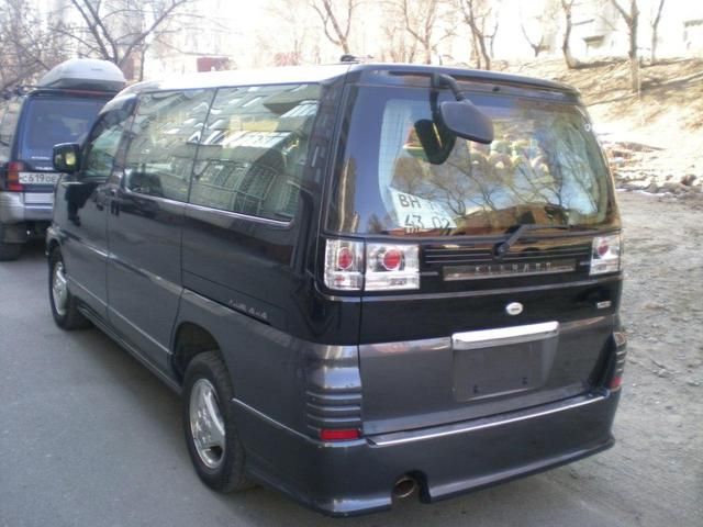 2001 Nissan Elgrand