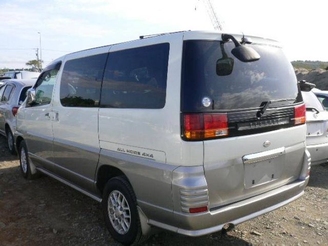 2001 Nissan Elgrand