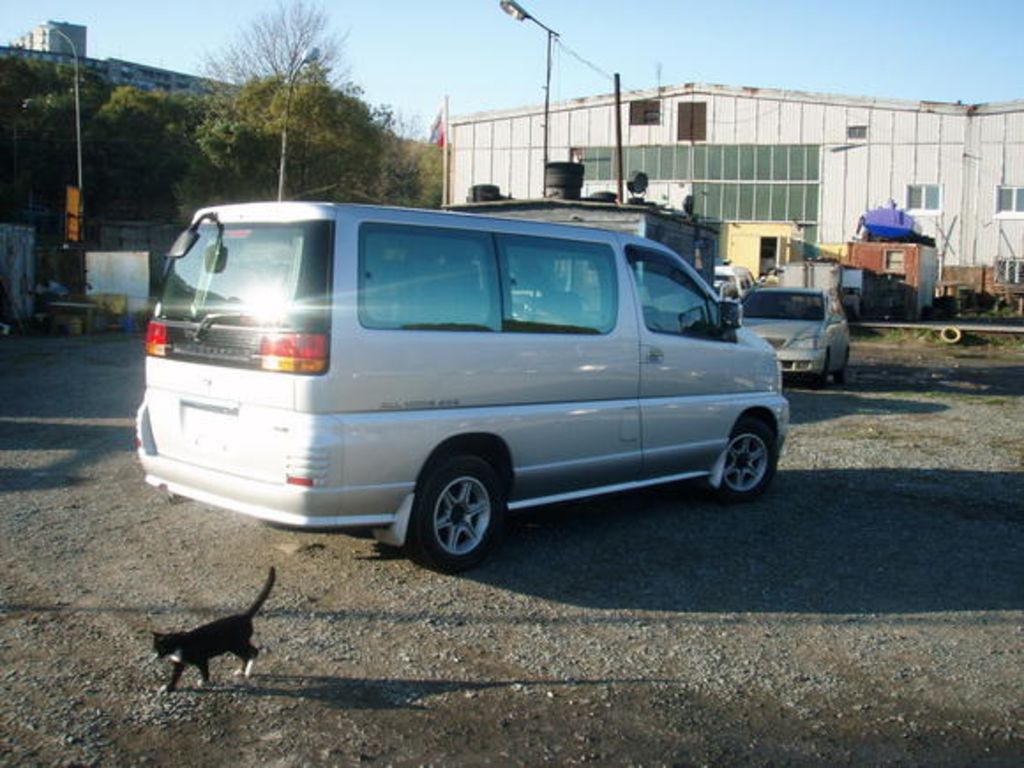 2001 Nissan Elgrand