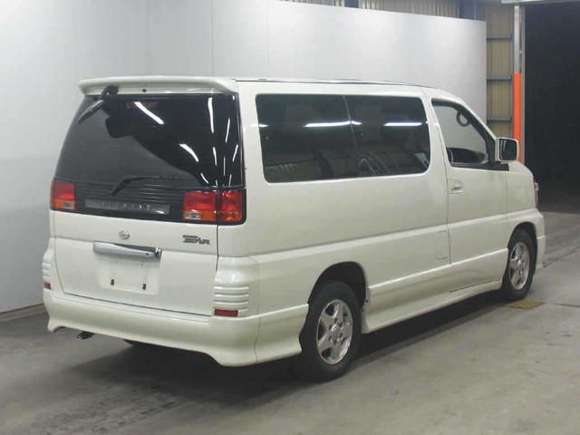 2001 Nissan Elgrand