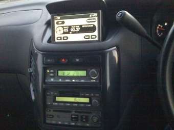 2001 Nissan Elgrand Images