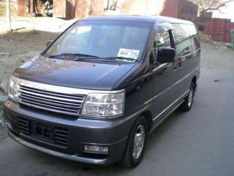 2001 Nissan Elgrand Pictures