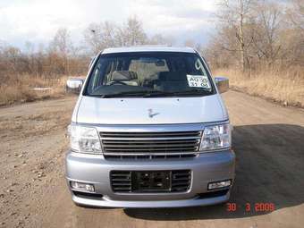 2001 Nissan Elgrand Pictures