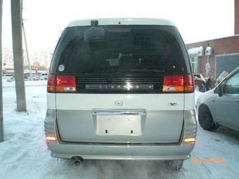2001 Nissan Elgrand Pictures