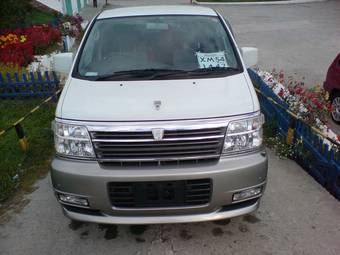2001 Nissan Elgrand Pictures