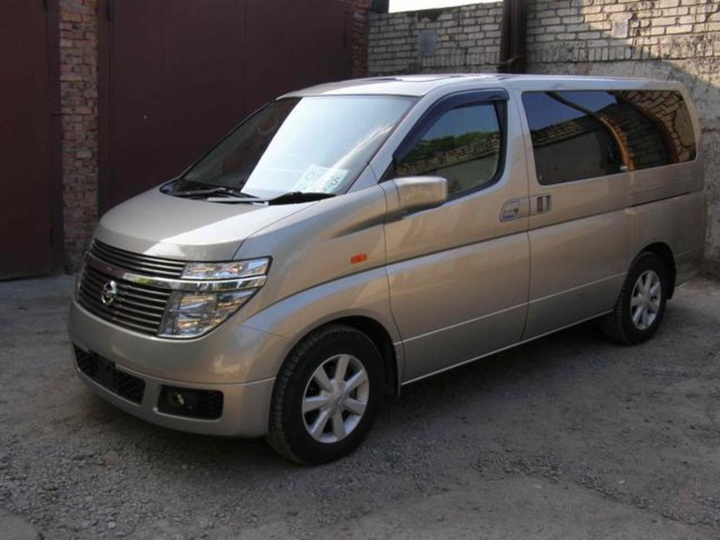 2002 Nissan Elgrand