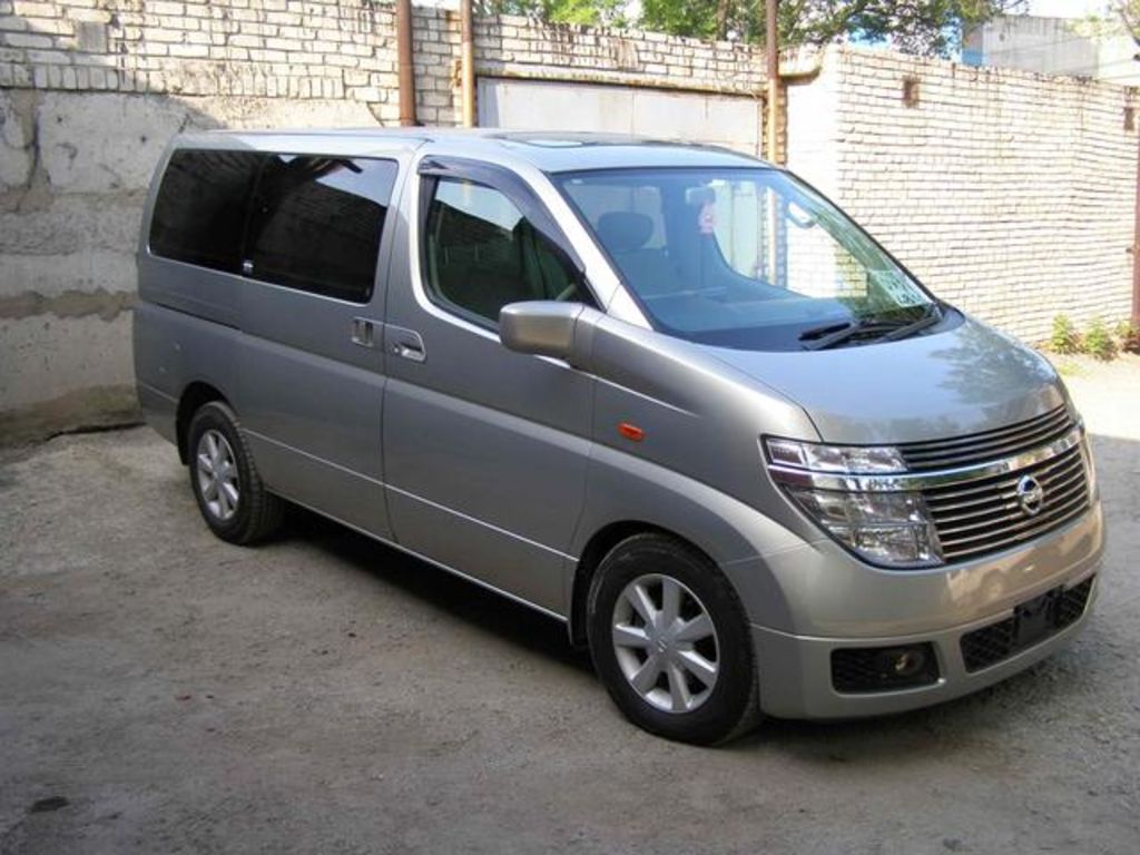 2002 Nissan Elgrand