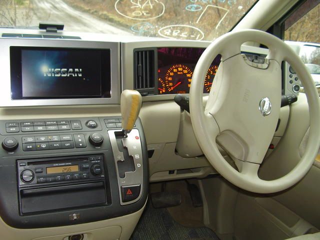 2002 Nissan Elgrand