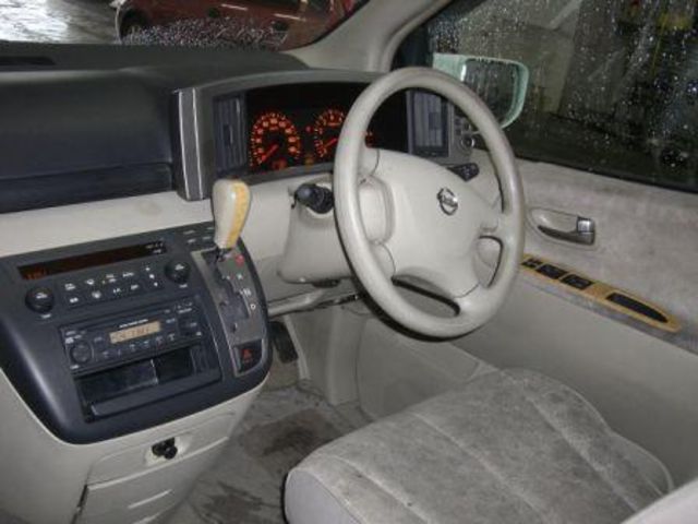 2002 Nissan Elgrand