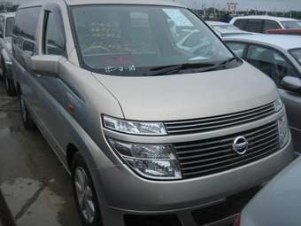 2002 Elgrand