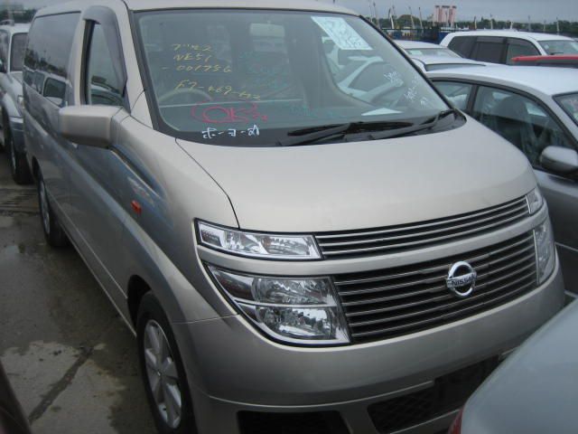 2002 Nissan Elgrand