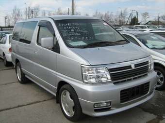 2002 Nissan Elgrand Pictures