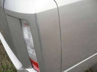 2002 Nissan Elgrand Photos