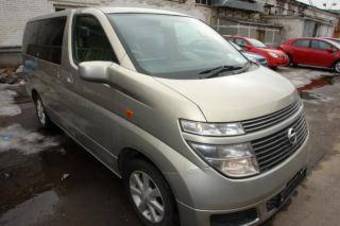2002 Nissan Elgrand Pics