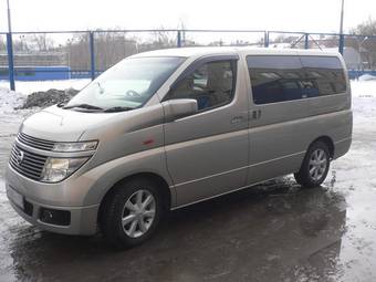 2002 Nissan Elgrand Pictures