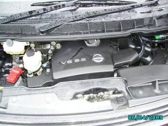2003 Nissan Elgrand Images