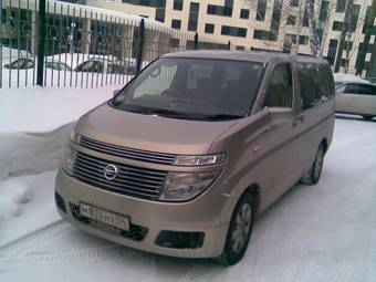 2003 Nissan Elgrand Pictures