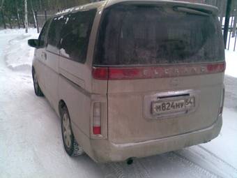 2003 Nissan Elgrand Pictures