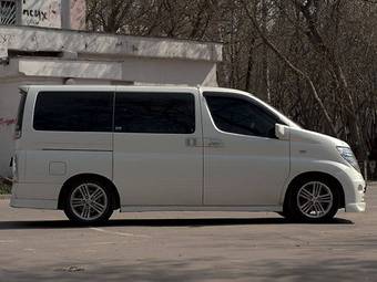 2003 Nissan Elgrand Pics