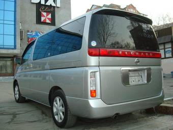 2003 Nissan Elgrand Pictures