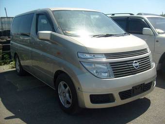 2003 Nissan Elgrand Pictures