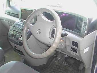 2003 Nissan Elgrand Wallpapers